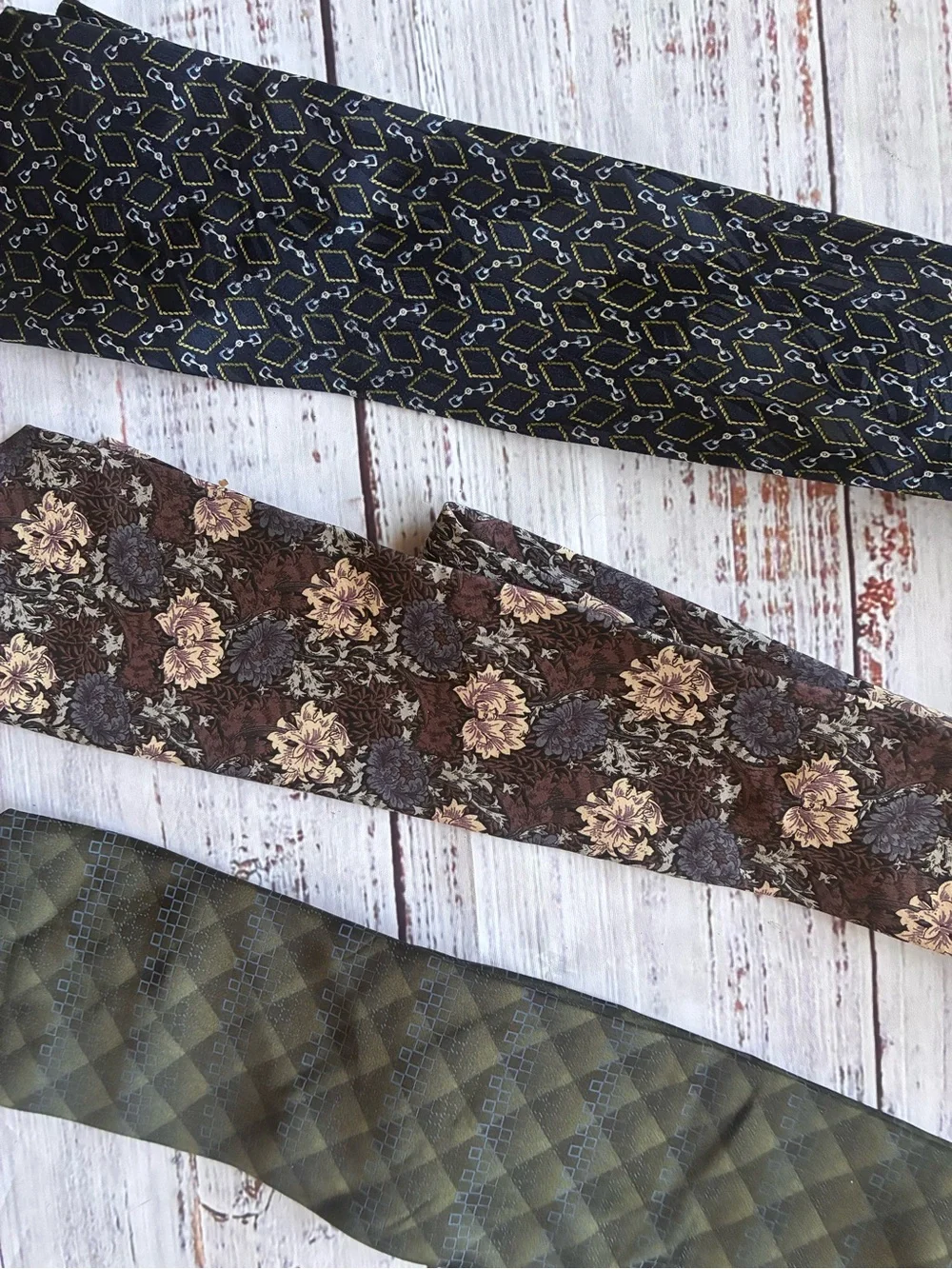 Men's Brown Floral Tie Vintage Bundle - Classic Patterned Necktie